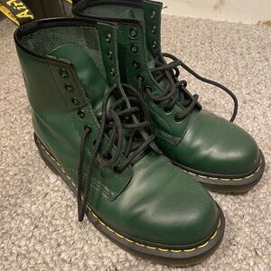 Dr. Martens 1460 Pine Green Smooth 11822